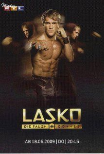 Sziklaöklű szerzetes 1. évad (2009) online sorozat